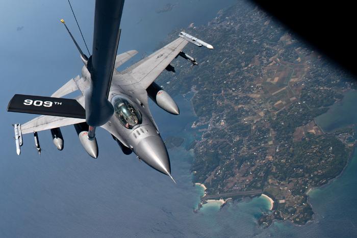 空中掩护手机版安卓电视剧掩护在线观看